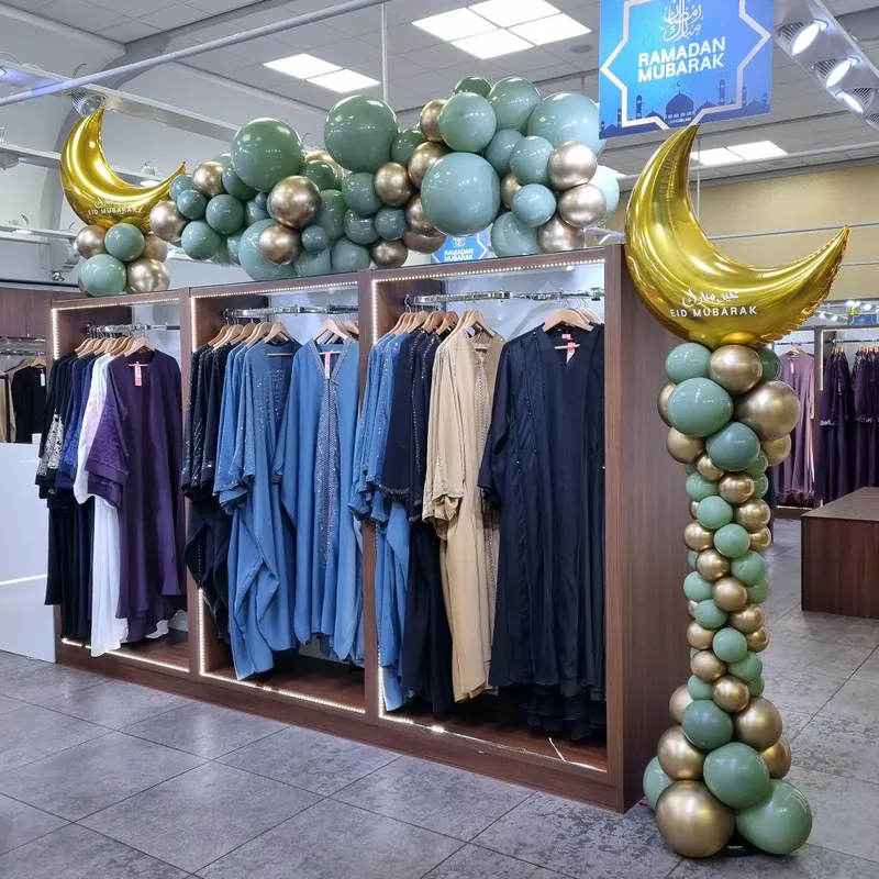 Large personalised Eid and Ramadan balloon package with crescent moon tower and balloon garland