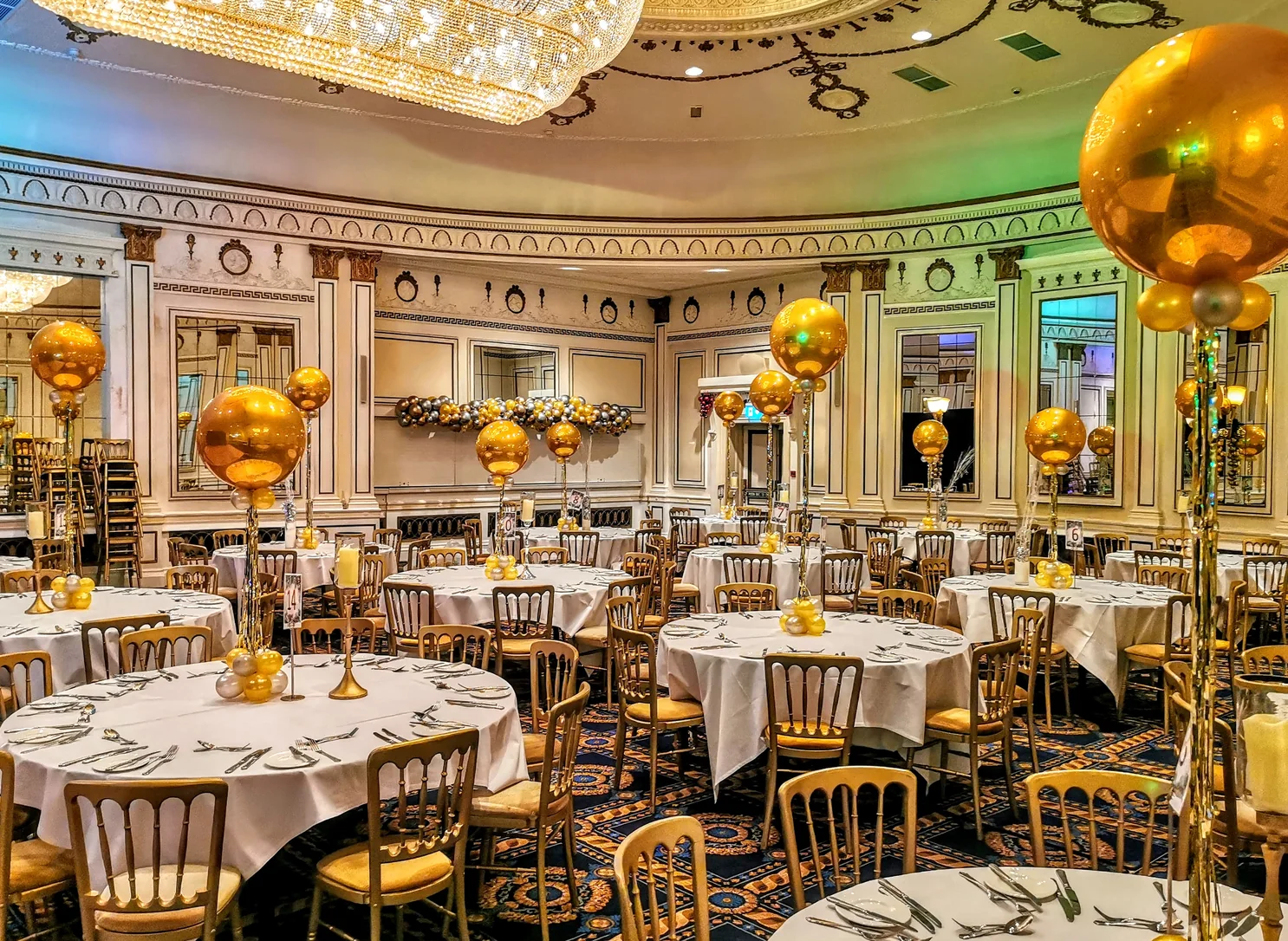 Orbz Table Balloons