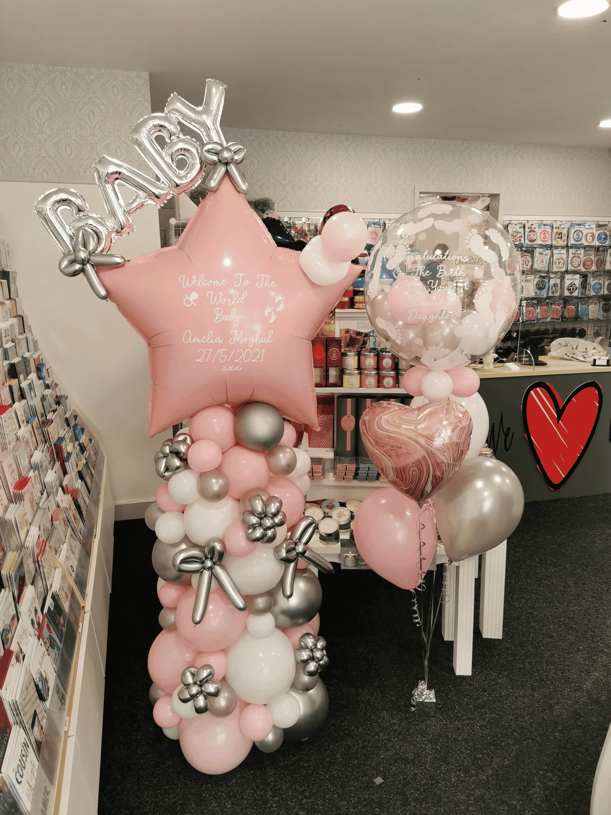 Welcome Baby Organic Display & Personalised Balloon Bouquet