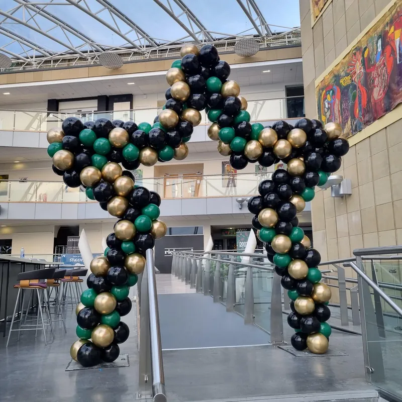 Huge balloon star arch with matching towers