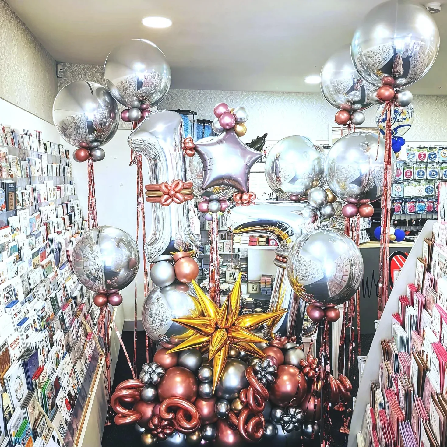 Huge Double Digit Display with 8 Floor-Standing Orbz